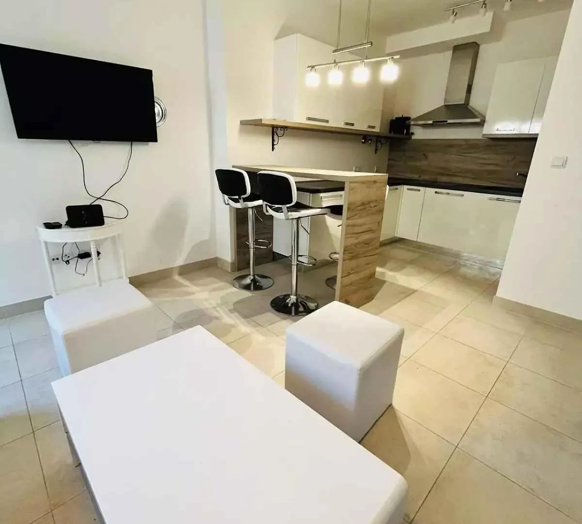 Apartment In Crikvenica 53769